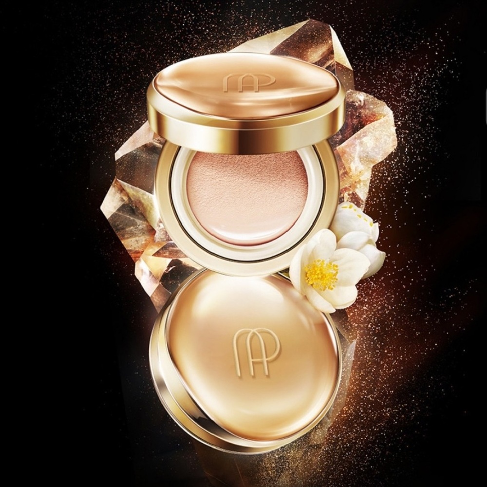 Amore Pacific Time Response Complete Cushion Compact 15g + Refill. New #21W1